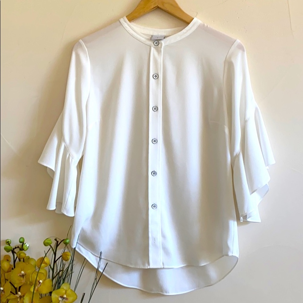 Cabi White Blouse ruffled sleeves sz Small